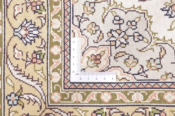 Qom Oriental Rug 63 × 90 cm, Silk, hand-knotted — view 3
