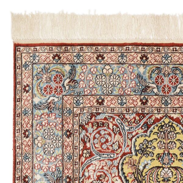 Qom Oriental Rug 77 × 117 cm, Silk, hand-knotted — view 5 Qom Oriental Rug 77 × 117 cm, Silk, hand-knotted — view 5