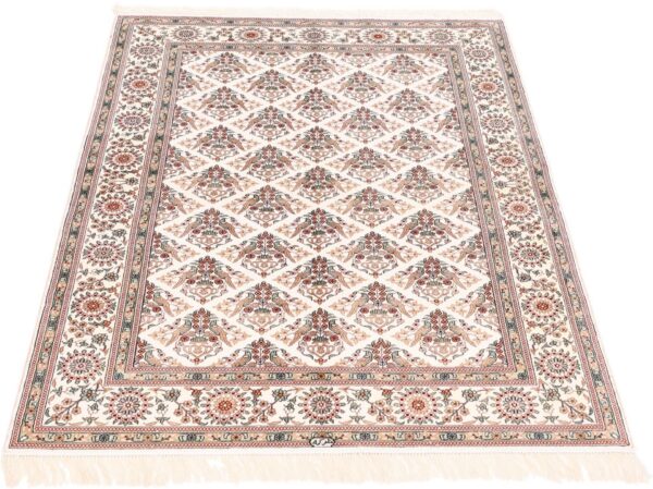 Hereke Oriental Rug 122 × 182 cm, Silk, hand-knotted — view 2