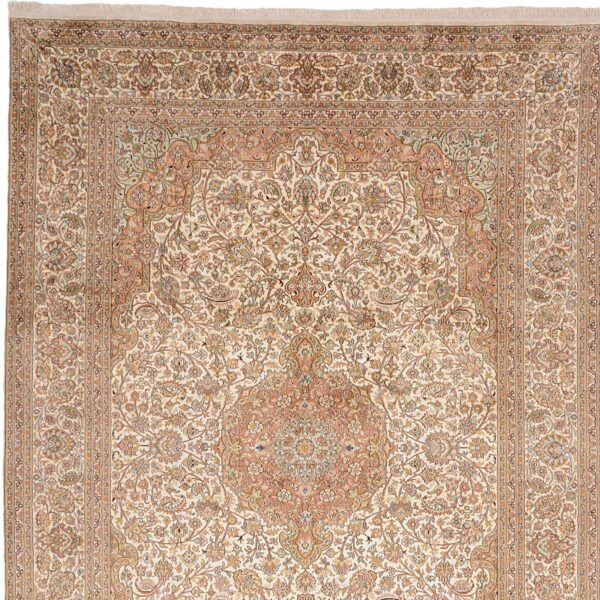 Indian Oriental Rug 218 × 307 cm, Silk, hand-knotted — view 7