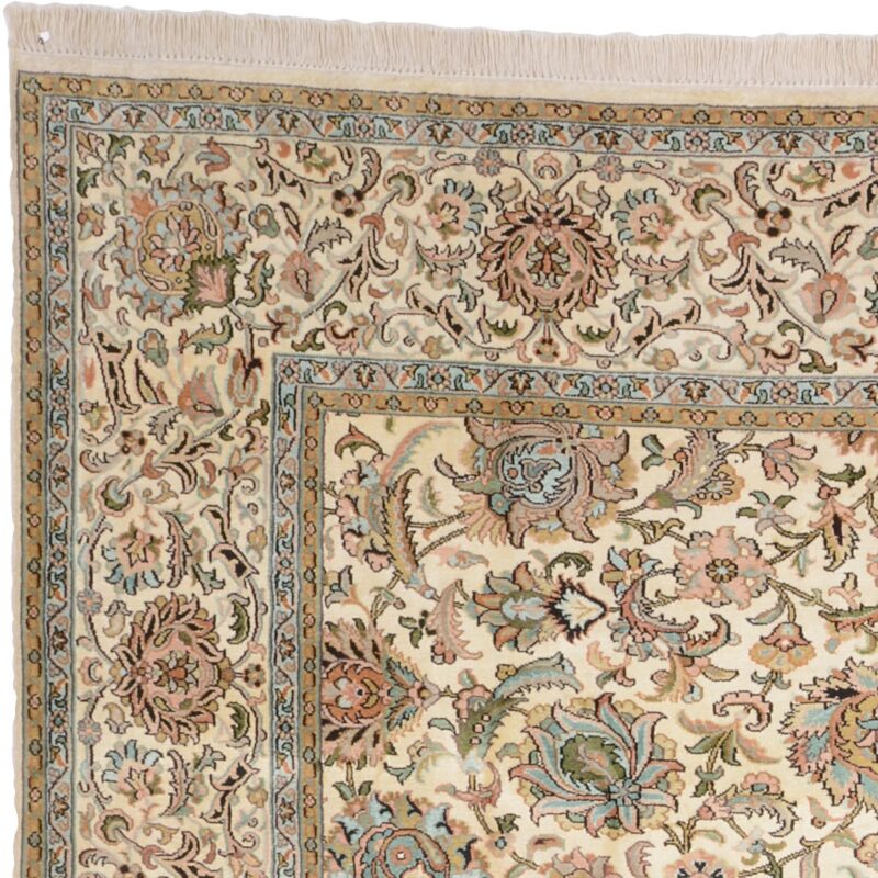 Kashmir Oriental Rug 193 × 276 cm, Silk, hand-knotted — view 6