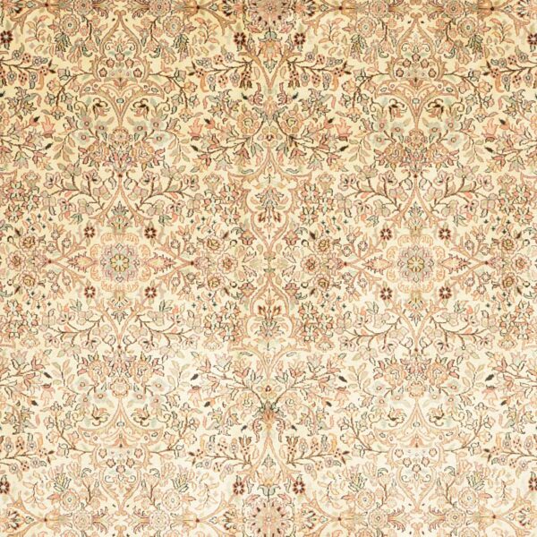 Kashmir Oriental Rug 216 × 313 cm, Silk, White/Beige, hand-knotted — view 3