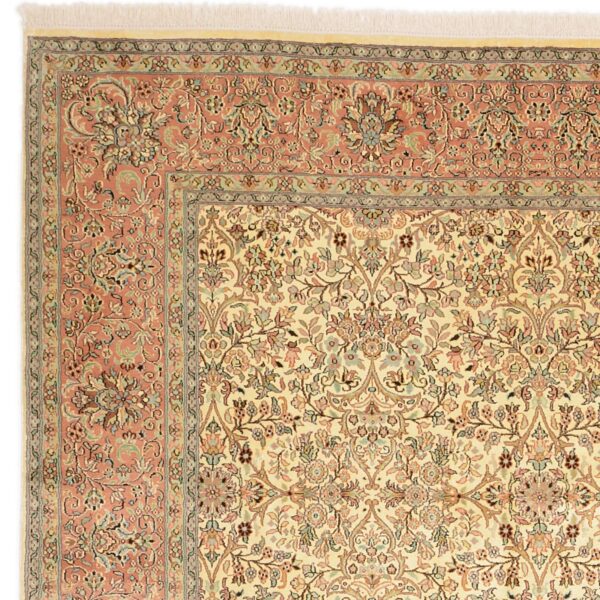 Kashmir Oriental Rug 216 × 313 cm, Silk, White/Beige, hand-knotted — view 4