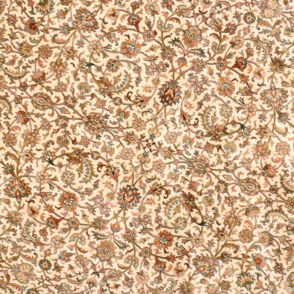 Kashmir Oriental Rug 244 × 244 cm, Silk, hand-knotted — view 4