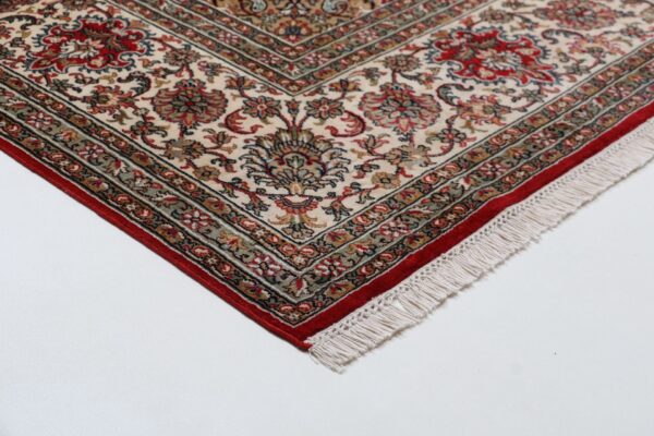 Kashmir Oriental Rug 246 × 340 cm, Silk, hand-knotted — view 6