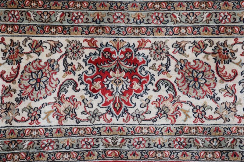 Kashmir Oriental Rug 246 × 340 cm, Silk, hand-knotted — view 8