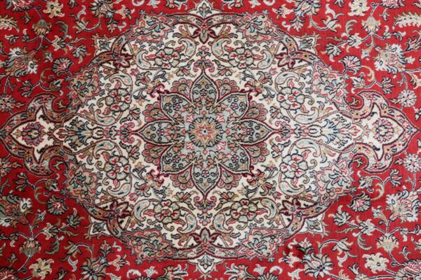 Kashmir Oriental Rug 246 × 340 cm, Silk, hand-knotted — view 9