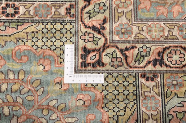 Kashmir Oriental Rug 276 × 371 cm, Silk, hand-knotted — view 3