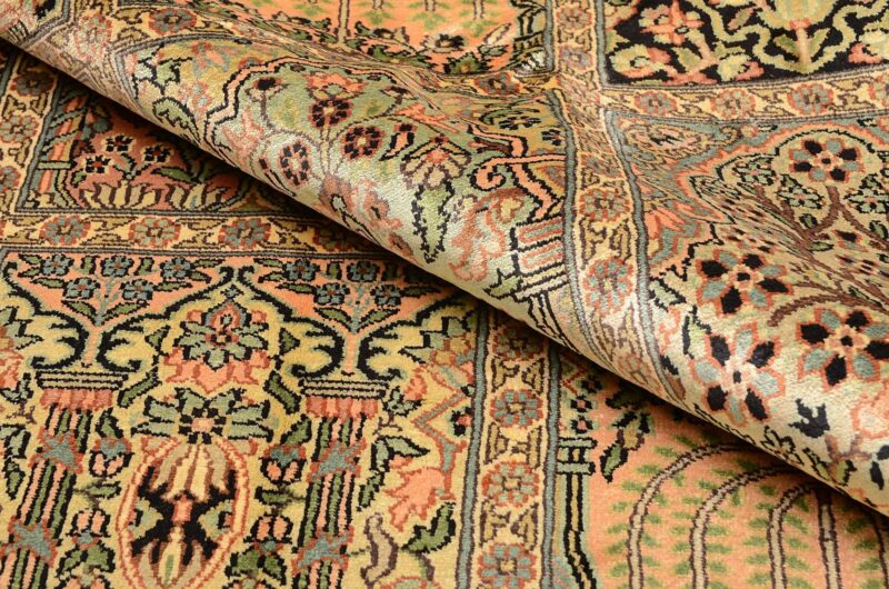 Kashmir Oriental Rug 276 × 371 cm, Silk, hand-knotted — view 4