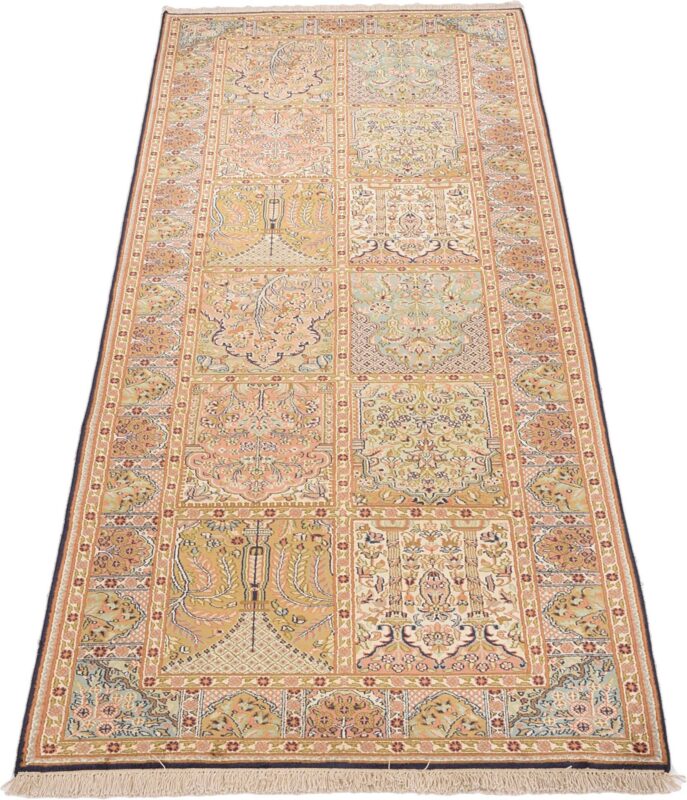 Kashmir Oriental Rug 94 × 272 cm, Silk, hand-knotted — view 3 Kashmir Oriental Rug 94 × 272 cm, Silk, hand-knotted — view 3