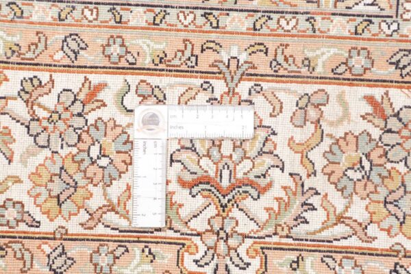 Kashmir Oriental Rug 122 × 189 cm, Silk, hand-knotted — view 11