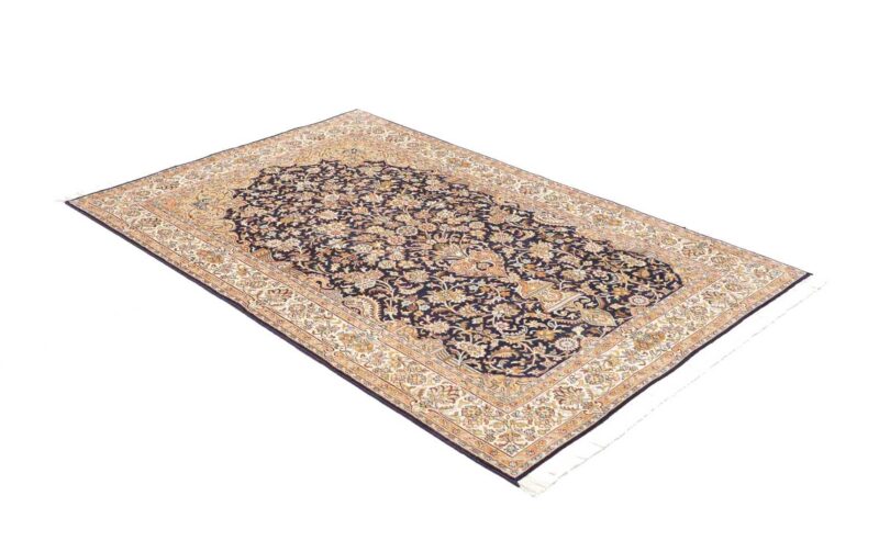 Kashmir Oriental Rug 122 × 189 cm, Silk, hand-knotted — view 3
