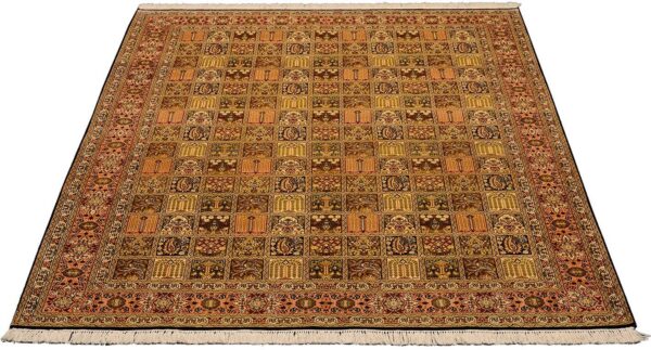 Kashmir Oriental Rug 158 × 213 cm, Silk, hand-knotted — view 2