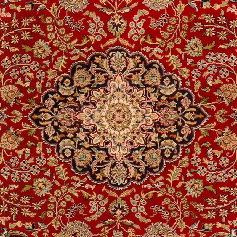 Kashmir Oriental Rug 168 × 244 cm, Silk, hand-knotted — view 4