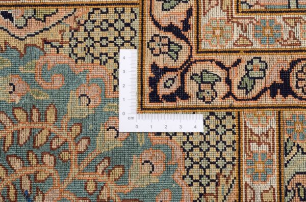Kashmir Oriental Rug 185 × 276 cm, Silk, White/Beige, hand-knotted — view 3