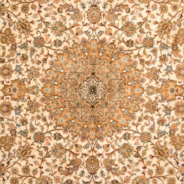 Kashmir Oriental Rug 188 × 279 cm, Silk, hand-knotted — view 4