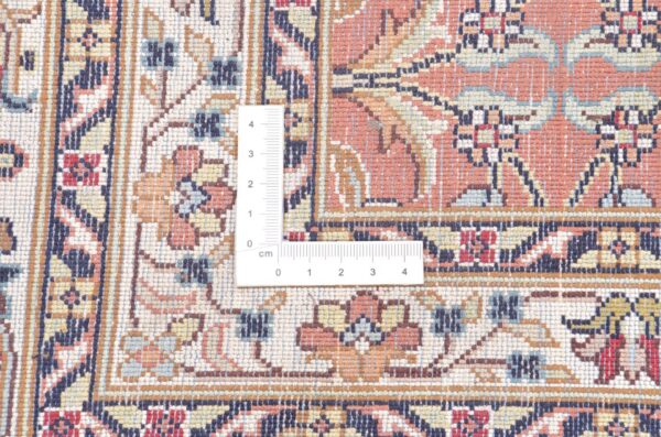 Kashmir Oriental Rug 189 × 277 cm, Silk, hand-knotted — view 3