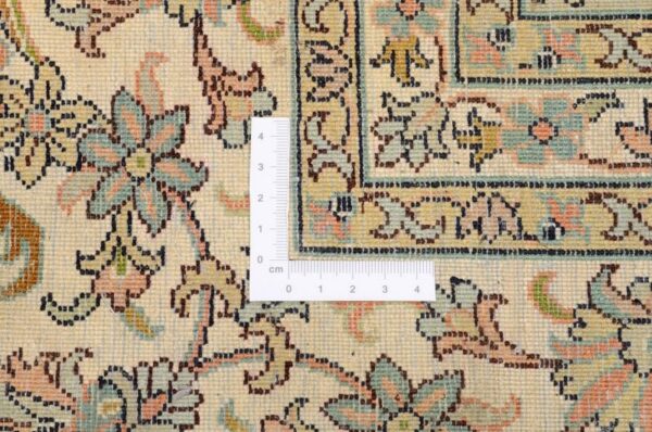 Kashmir Oriental Rug 199 × 290 cm, Silk, hand-knotted — view 3
