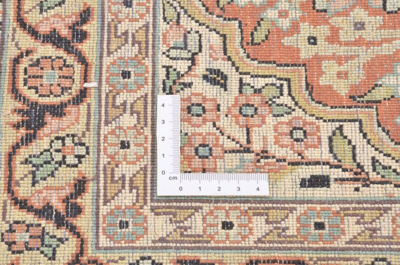 Kashmir Oriental Rug 213 × 312 cm, Silk, hand-knotted — view 4