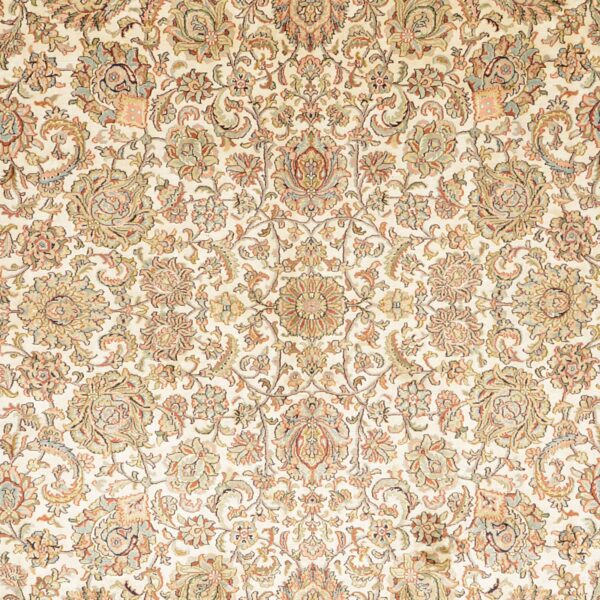 Kashmir Oriental Rug 219 × 314 cm, Silk, hand-knotted — view 4
