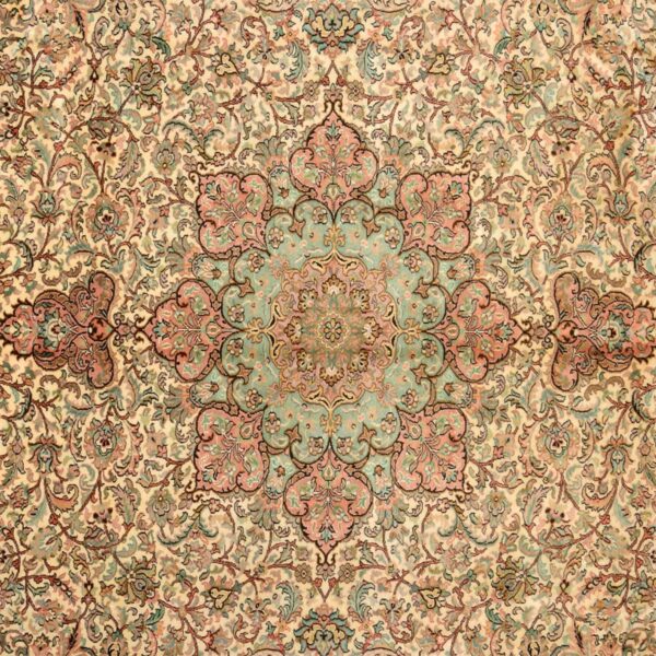 Kashmir Oriental Rug 221 × 302 cm, Silk, hand-knotted — view 4