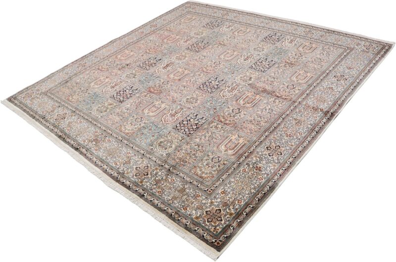 Kashmir Oriental Rug 245 × 245 cm, Silk, hand-knotted — view 3