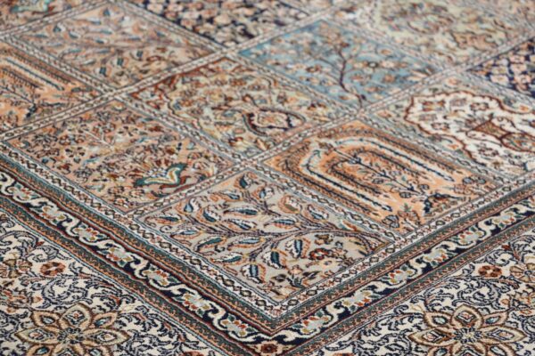 Kashmir Oriental Rug 245 × 245 cm, Silk, hand-knotted — view 5