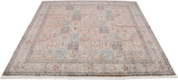 Kashmir Oriental Rug 245 × 245 cm, Silk, hand-knotted — view 2