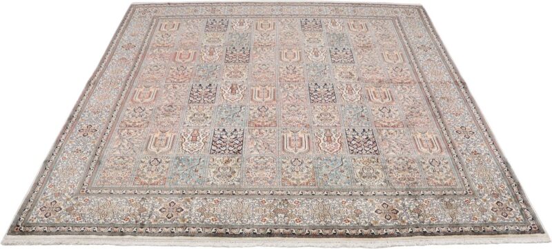 Kashmir Oriental Rug 245 × 245 cm, Silk, hand-knotted — view 2