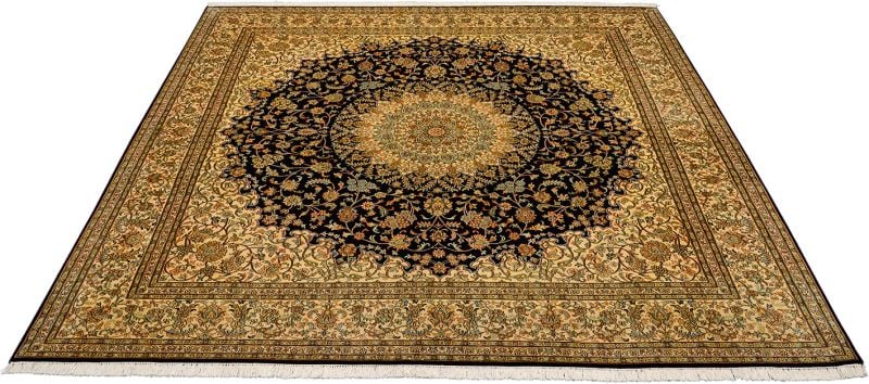 Kashmir Oriental Rug 246 × 250 cm, Silk, hand-knotted — view 2
