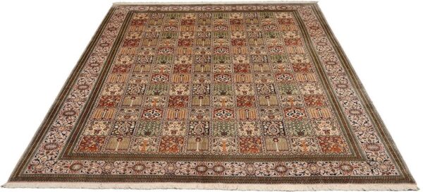 Kashmir Oriental Rug 246 × 333 cm, Silk, hand-knotted — view 2