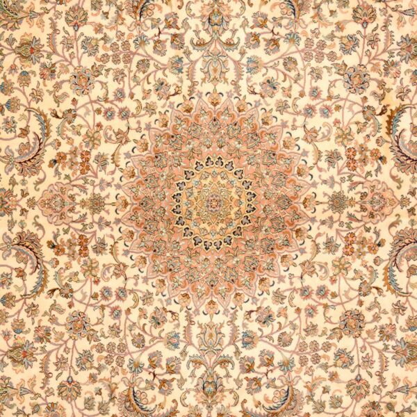 Kashmir Oriental Rug 248 × 328 cm, Silk, hand-knotted — view 4 Kashmir Oriental Rug 248 × 328 cm, Silk, hand-knotted — view 4