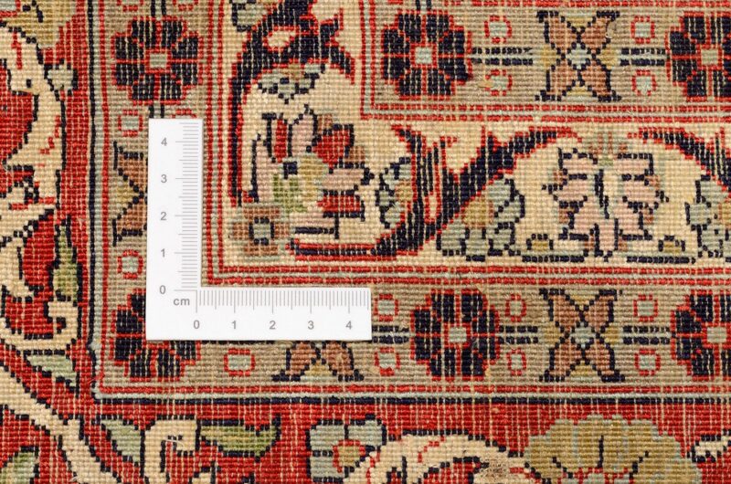 Kashmir Oriental Rug 274 × 365 cm, Silk, hand-knotted — view 3