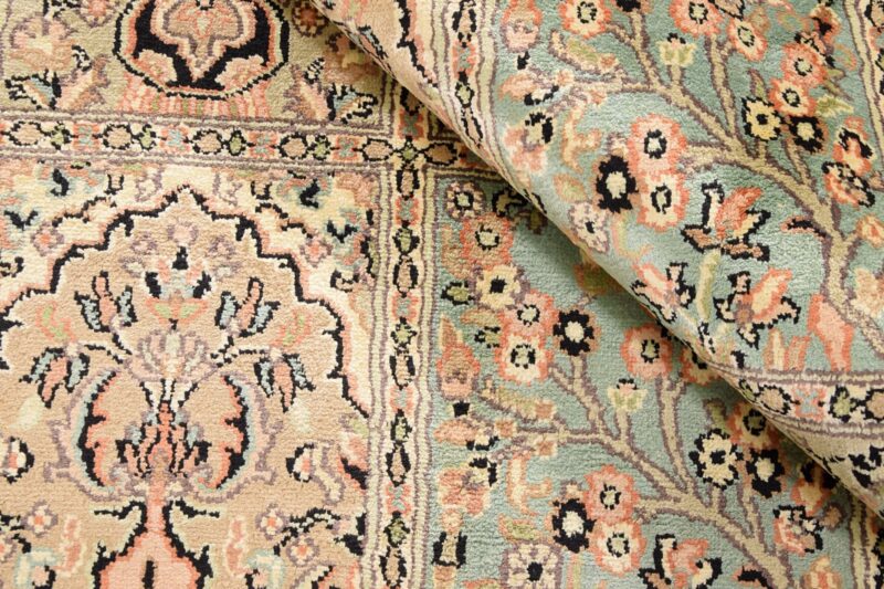 Kashmir Oriental Rug 277 × 363 cm, Silk, hand-knotted — view 4