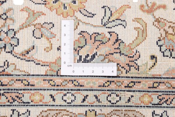 Kashmir Oriental Rug 68 × 438 cm, Silk, hand-knotted, refined — view 3