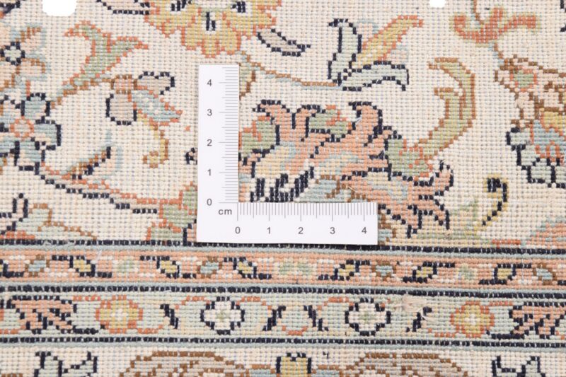 Kashmir Oriental Rug 68 × 438 cm, Silk, hand-knotted, refined — view 3
