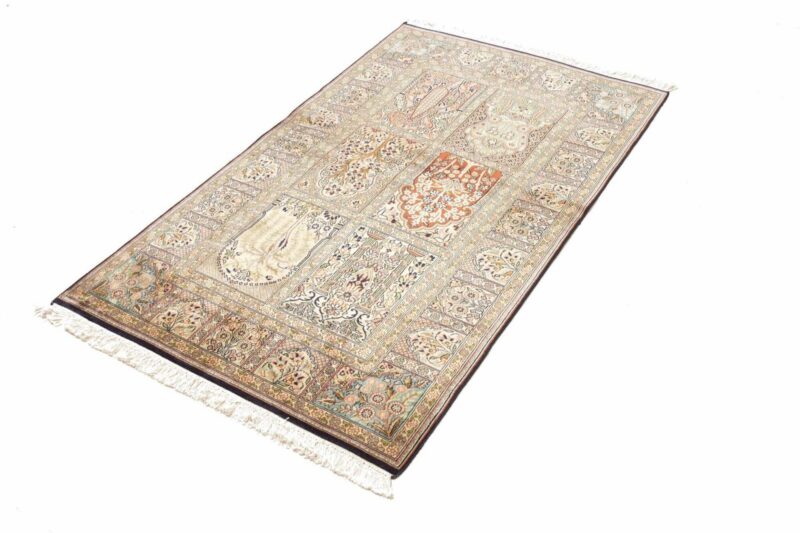 Kashmir Oriental Rug 93 × 153 cm, Silk, hand-knotted — view 2