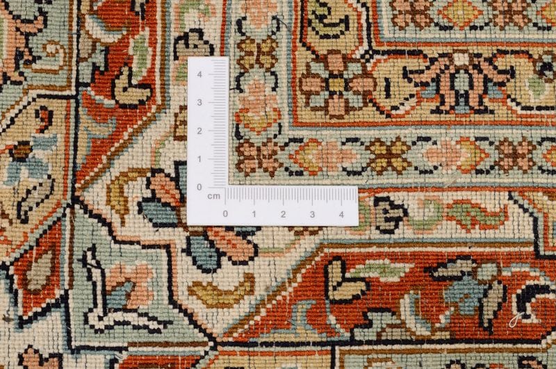 Kashmir Oriental Rug 205 × 282 cm, Silk, hand-knotted — view 3