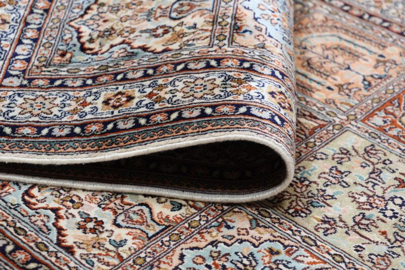 Kashmir Oriental Rug 82 × 207 cm, Silk, hand-knotted — view 10