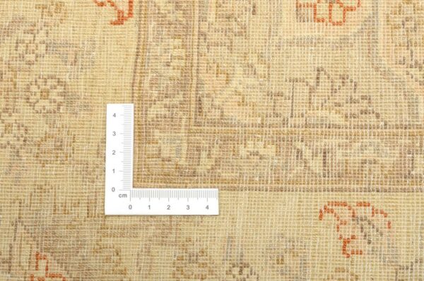 Ziegler Oriental Rug 113 × 170 cm, Wool, hand-knotted — view 3