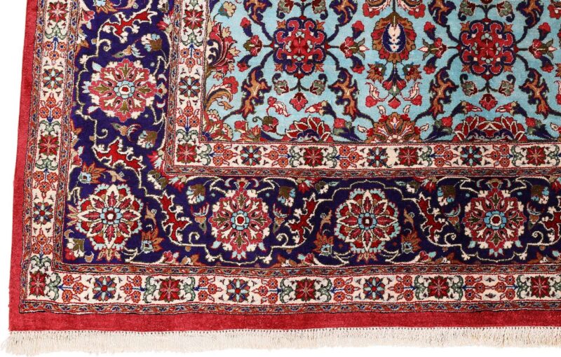 Qom Persian Rug 135 × 200 cm, Silk, hand-knotted — view 5 Qom Persian Rug 135 × 200 cm, Silk, hand-knotted — view 5