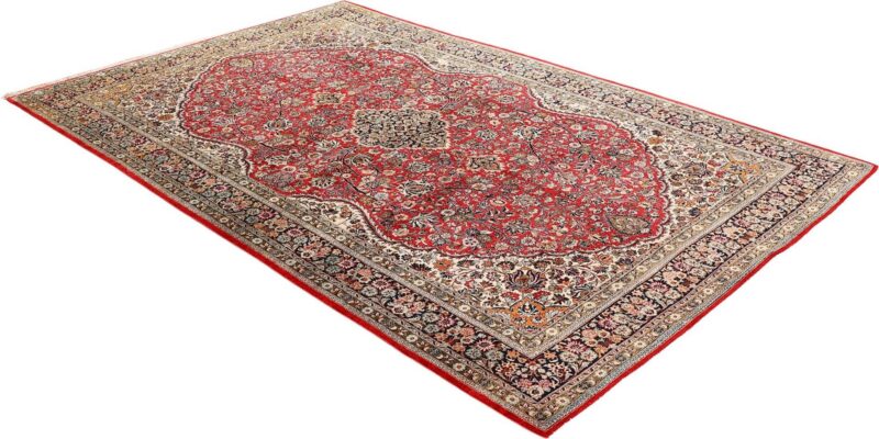 Qom Persian Rug 210 × 337 cm, Silk, hand-knotted — view 4