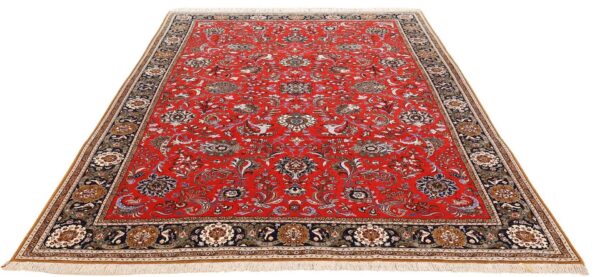 Qom Persian Rug 251 × 340 cm, Wool and Silk, hand-knotted — view 2