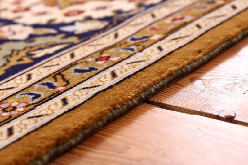 Qom Persian Rug 251 × 340 cm, Wool and Silk, hand-knotted — view 6