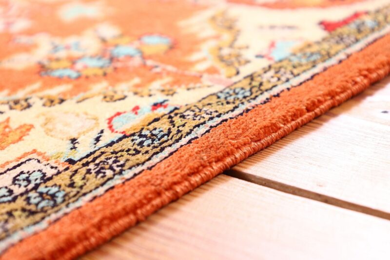 Qom Persian Rug 58 × 75 cm, Silk, hand-knotted, exclusive — view 6 Qom Persian Rug 58 × 75 cm, Silk, hand-knotted, exclusive — view 6