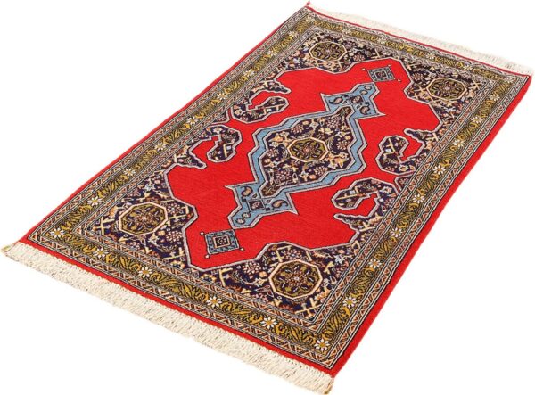 Qom Persian Rug 75 × 132 cm, Wool and Silk, hand-knotted — view 3 Qom Persian Rug 75 × 132 cm, Wool and Silk, hand-knotted — view 3