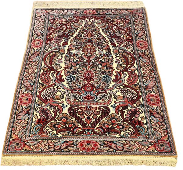 Qom Persian Rug 77 × 133 cm, Silk, hand-knotted — view 2