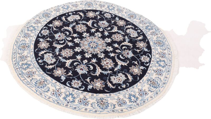 Nain Persian Rug 150 × 150 cm, Wool and Silk, hand-knotted — view 3