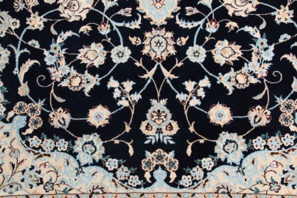 Nain Persian Rug 156 × 231 cm, Wool, hand-knotted — view 11