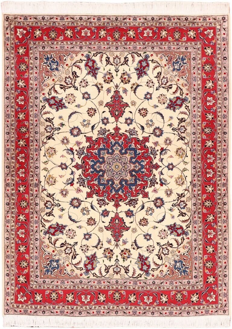 Tabriz Persian Rug 153 × 202 cm, Wool and Silk, hand-knotted